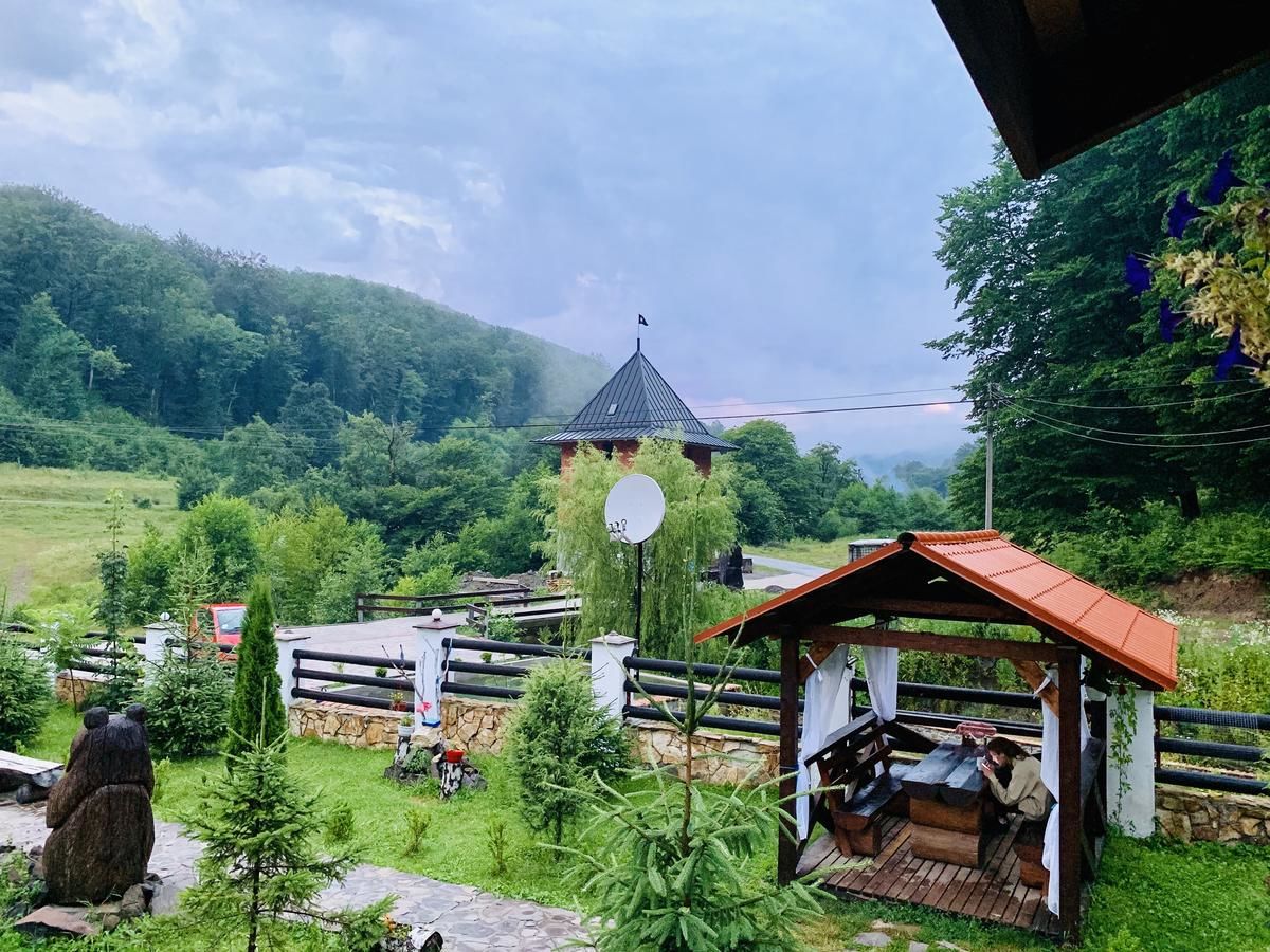Отель Chalet Vedmezhe Поляна-13