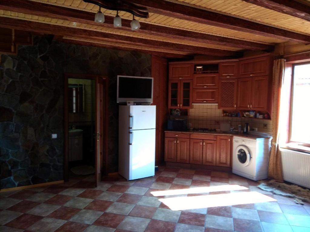 Отель Chalet Vedmezhe Поляна